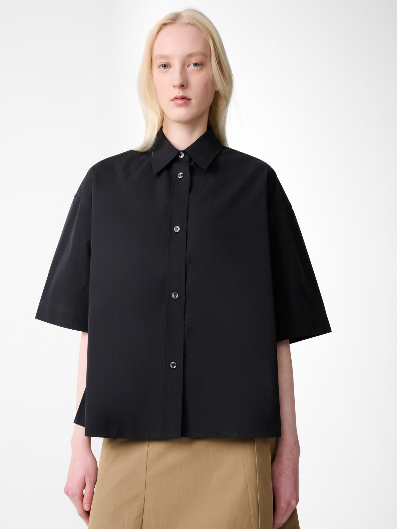 Tocoa Short Sleeve Shirt in Black