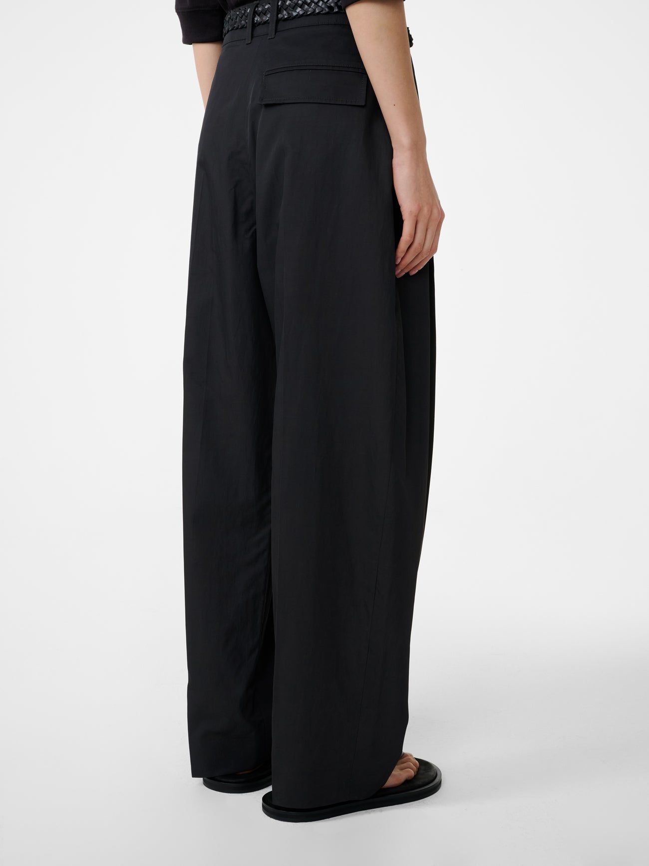 Acuna Viscose Pant in Coal