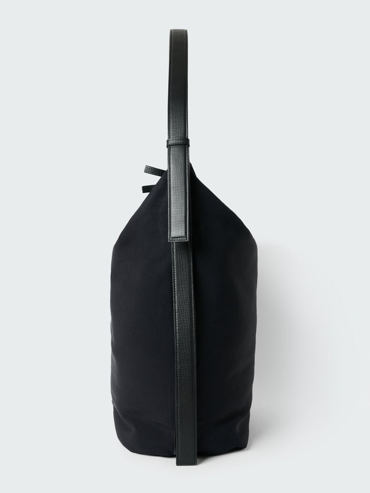 Airport Bag Medium in Black - Studio Nicholson