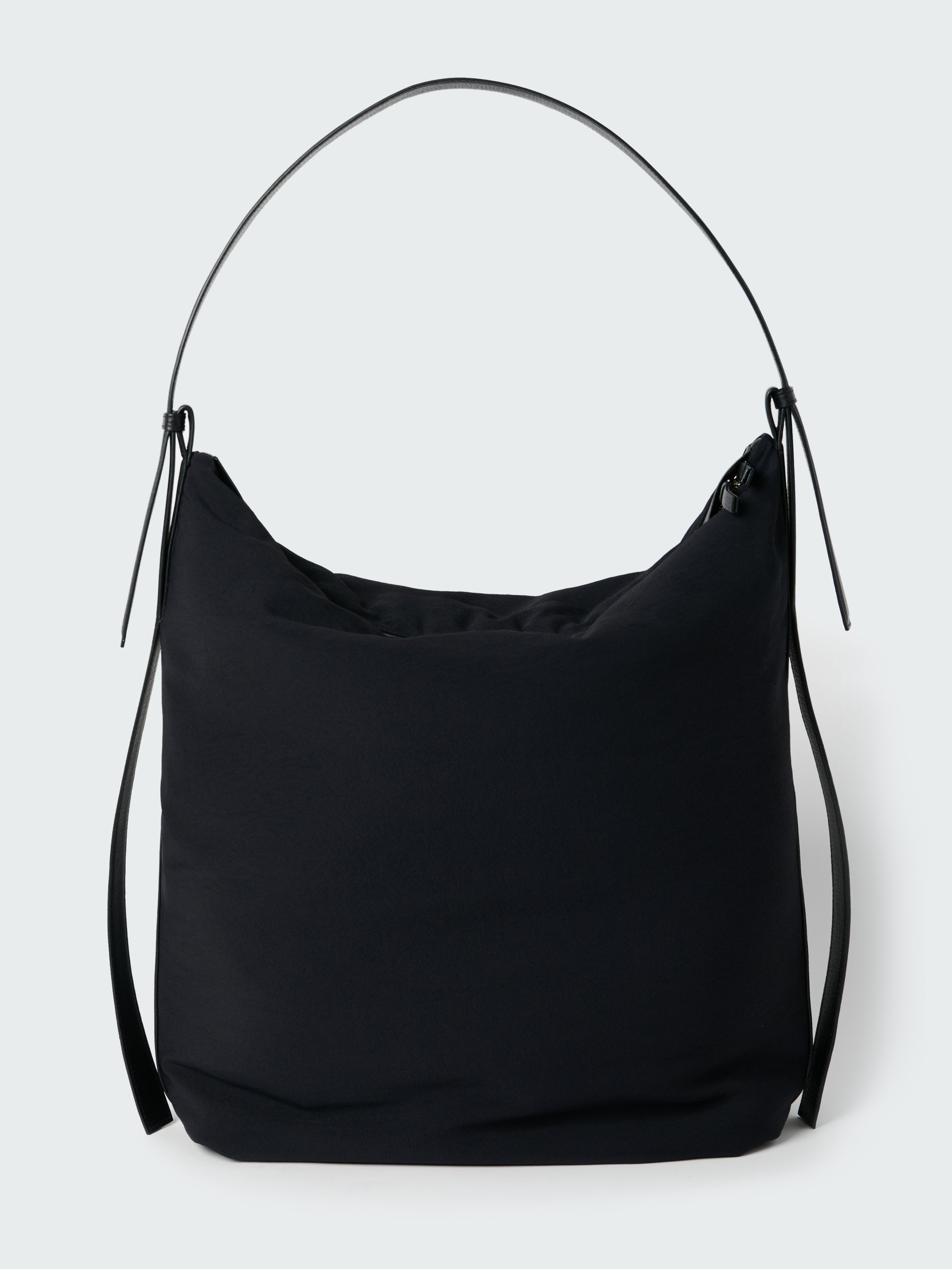 Airport Bag Large in Black - Studio Nicholson