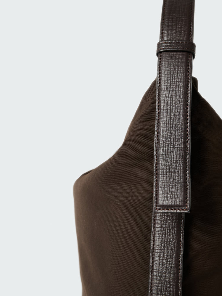 Airport Bag Medium in Cocoa