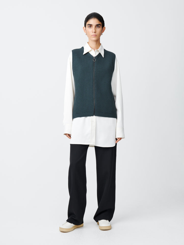 Akan Knit in Dark Fir