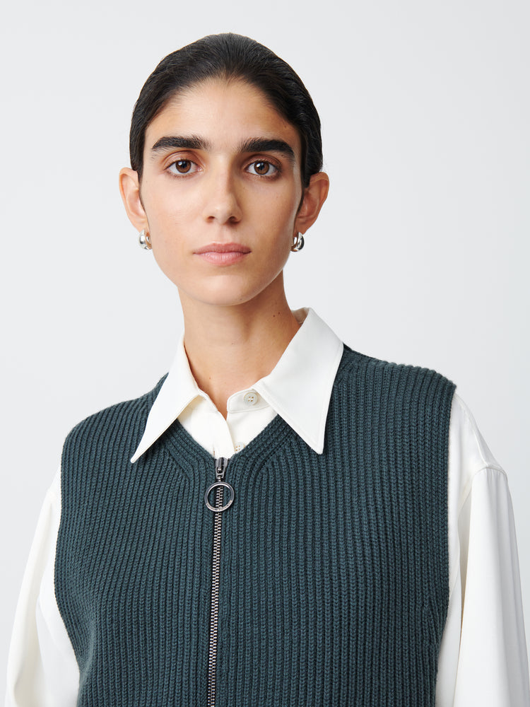 Akan Knit in Dark Fir