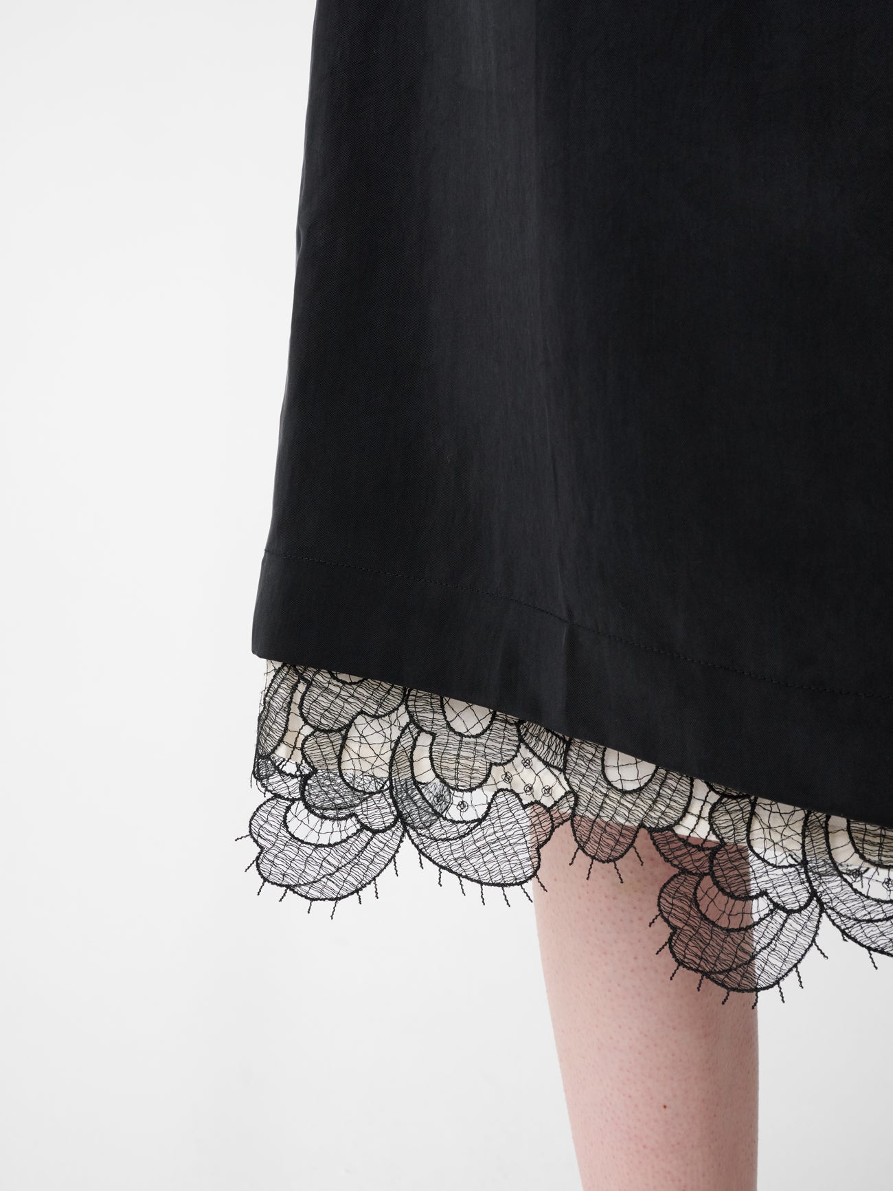 Alder Skirt in Black