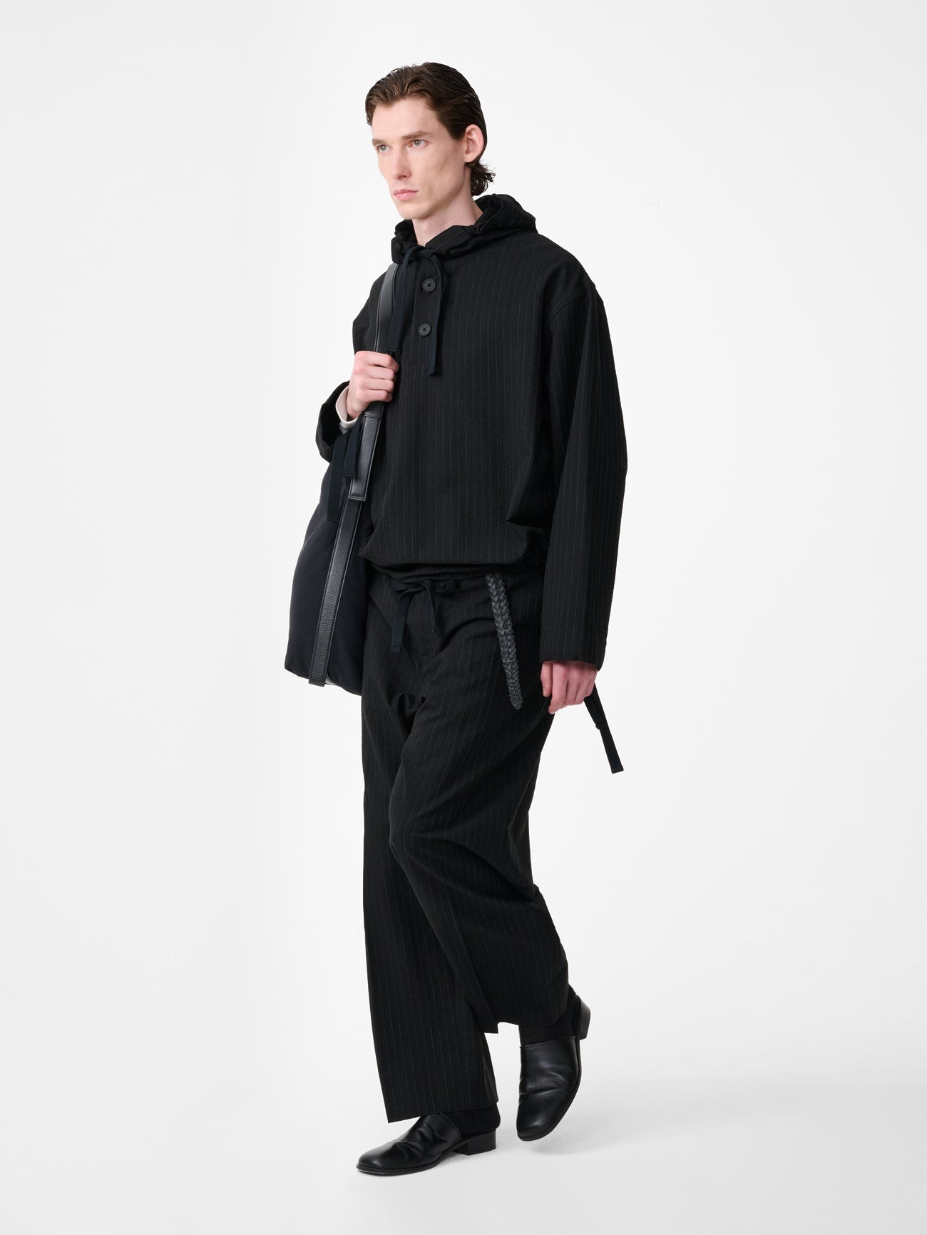 Almes Jacket in Black