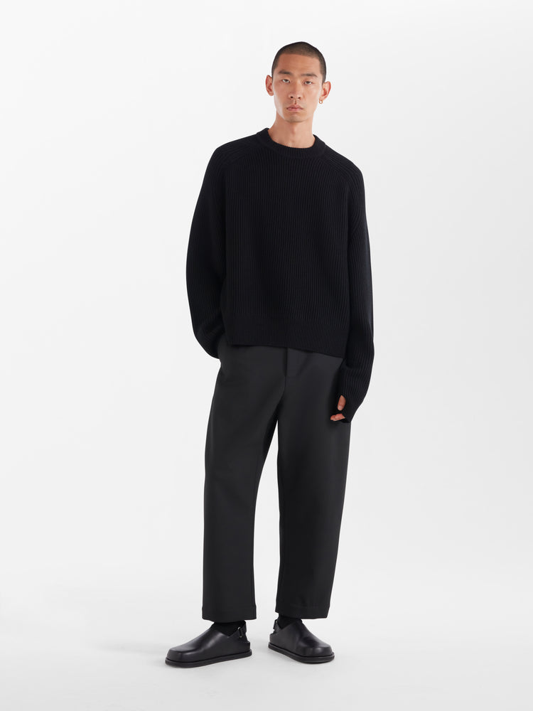 Arum Knit in Black