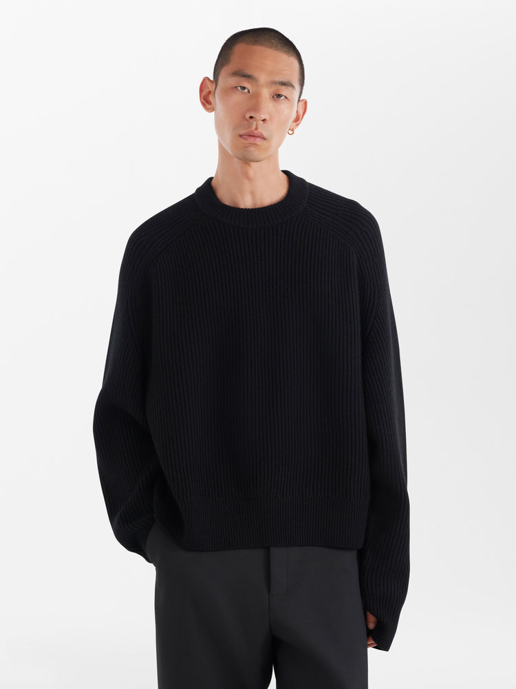 Arum Knit in Black