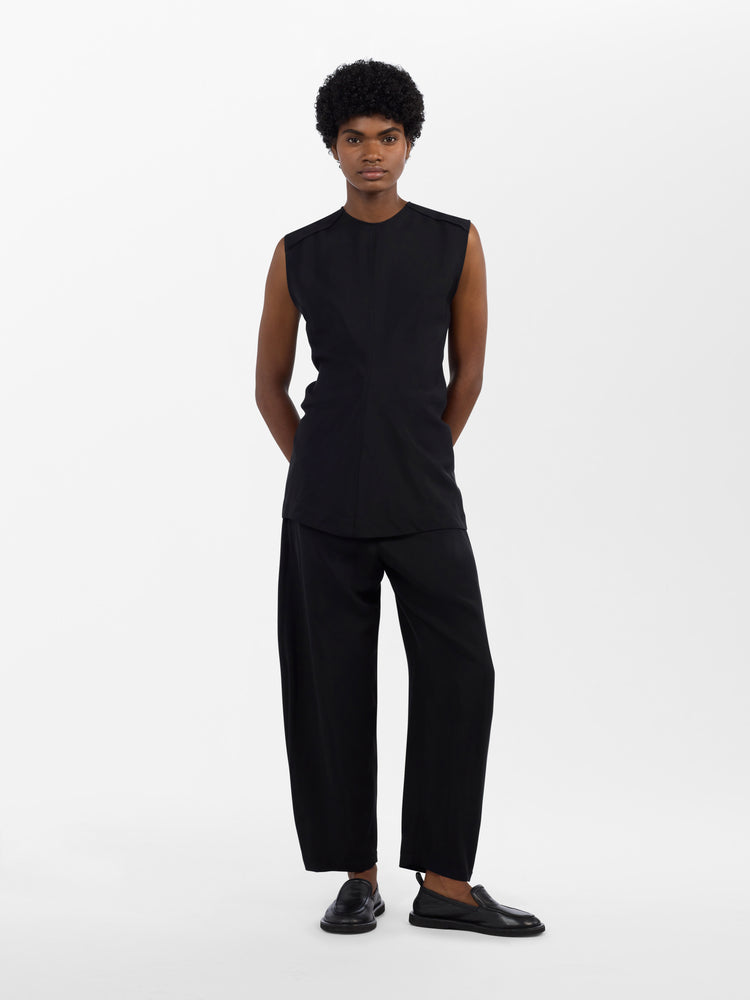 Awe Pant in Black