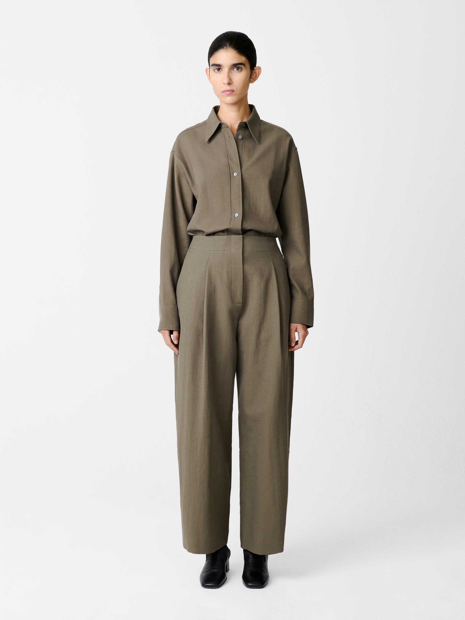 Ansell Pant in Fossil - Studio Nicholson