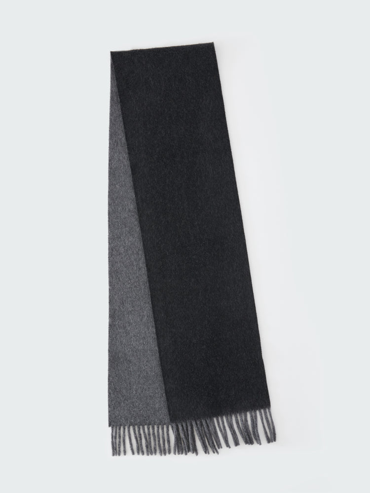 Badou Scarf in Black / Light Grey