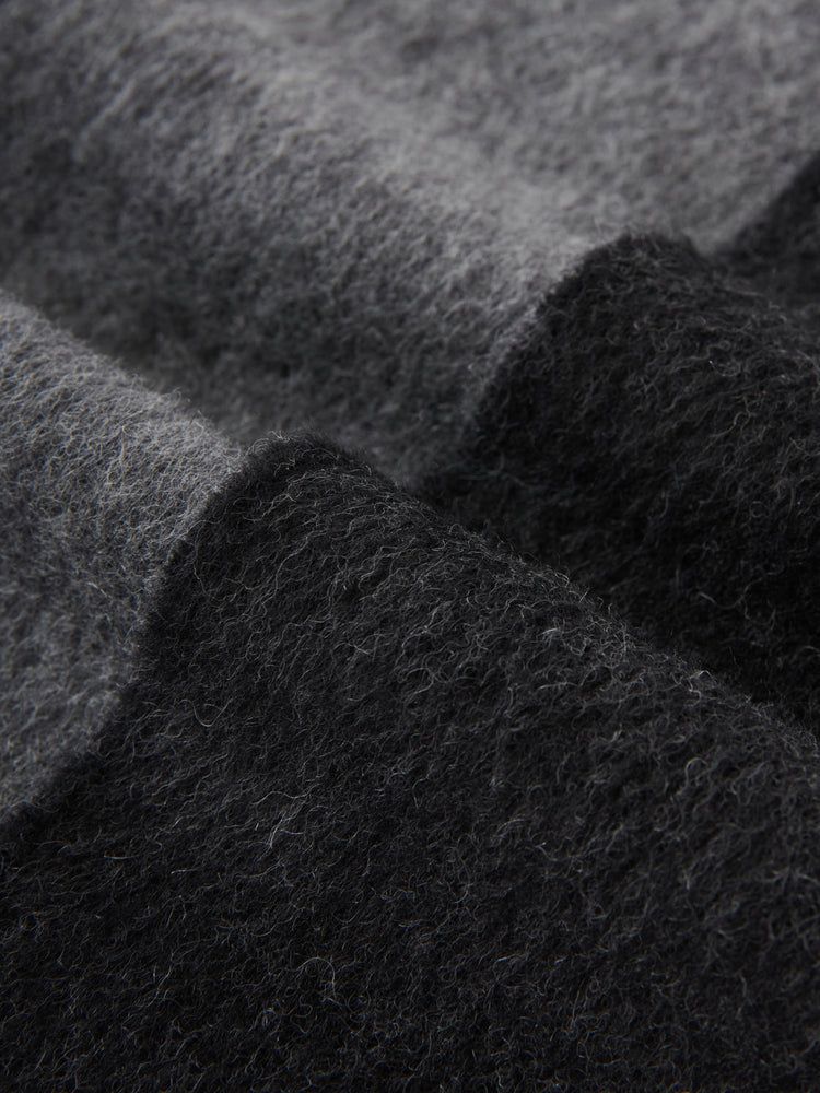 Badou Scarf in Black / Light Grey