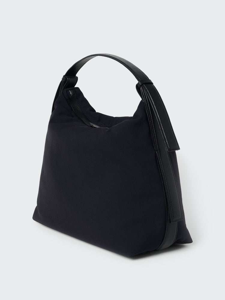 Transit Bag in Darkest Navy