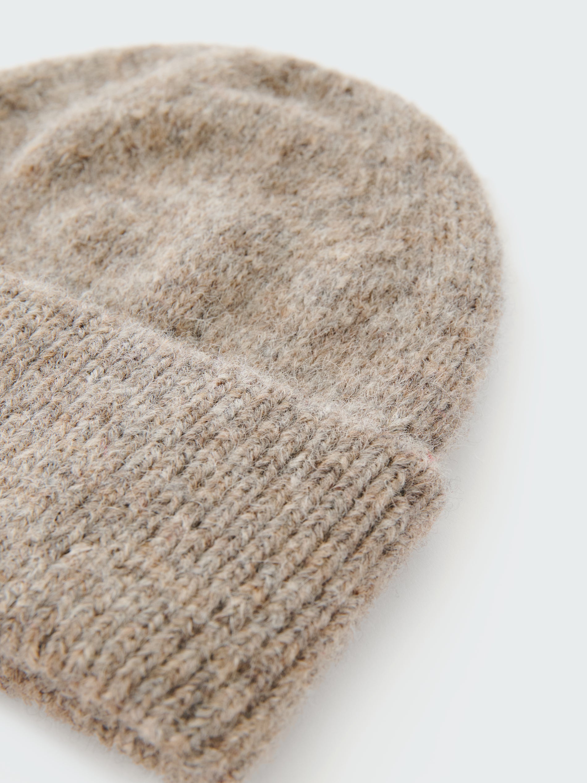 Balli Beanie in Natural Marl - Studio Nicholson