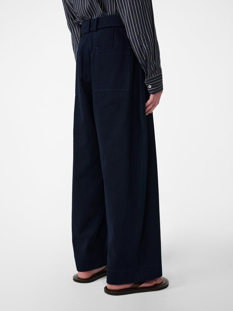 Barr Pant in Indigo