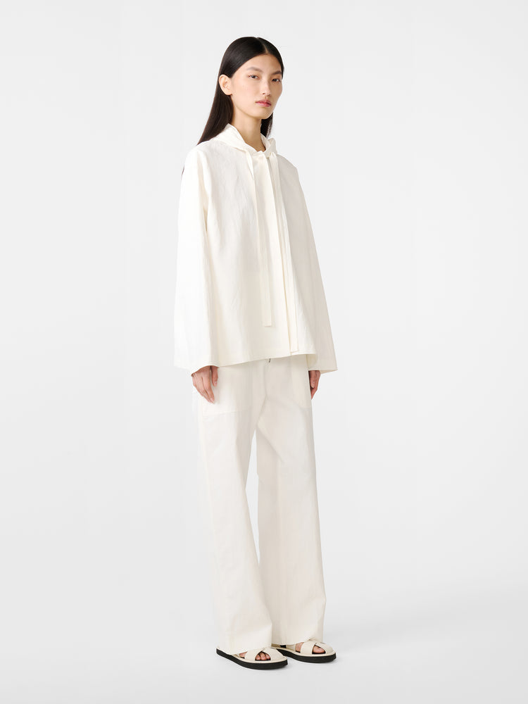 Belleri Linen Jacket in Milk