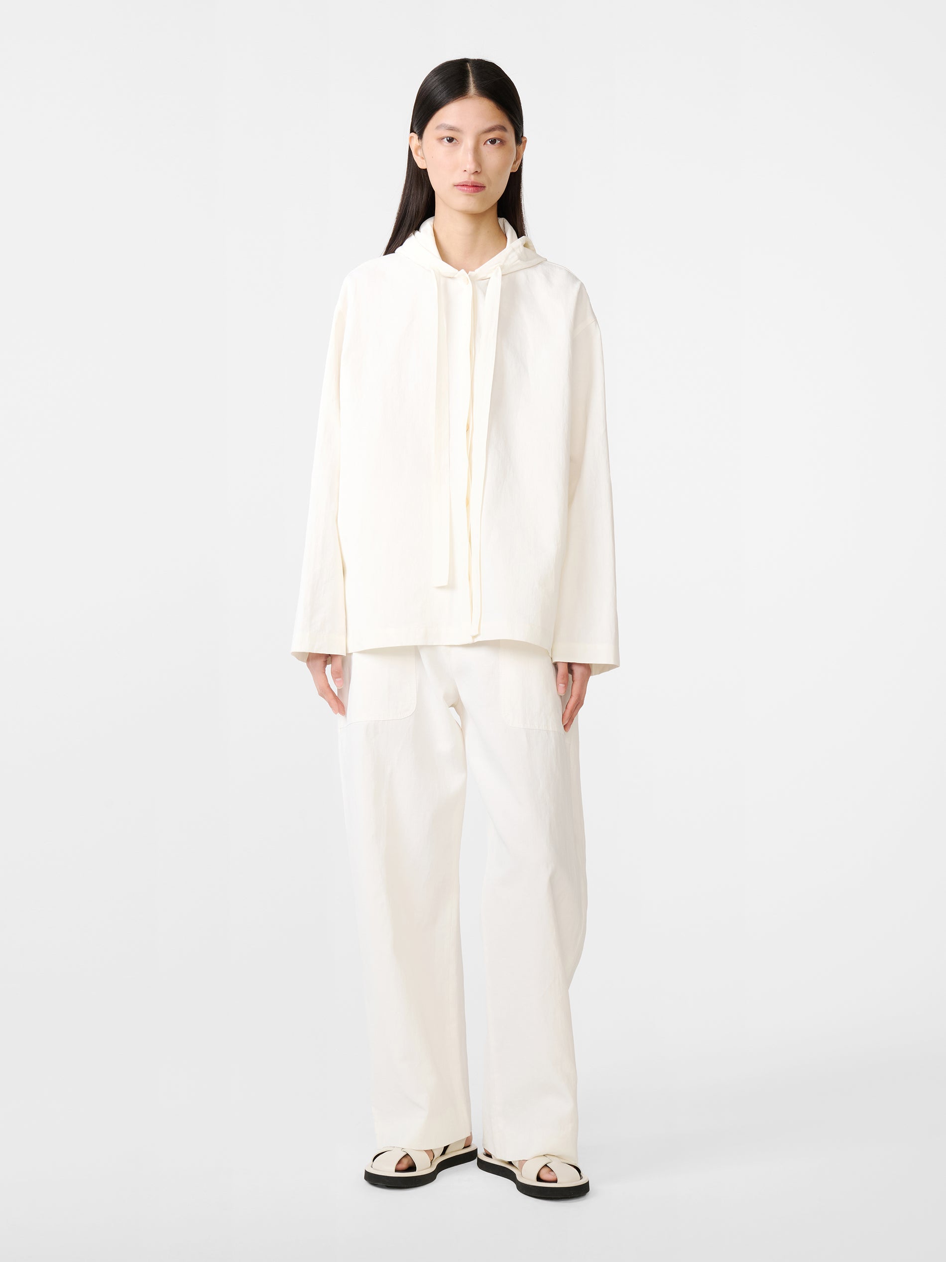 Belleri Linen Jacket in Milk