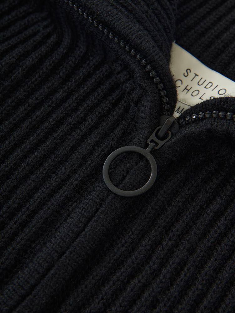 Bow Knit in Black