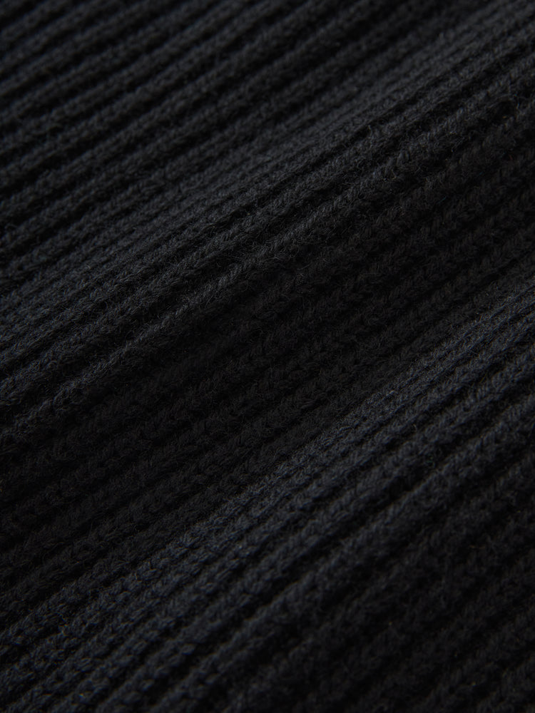 Bow Knit in Black