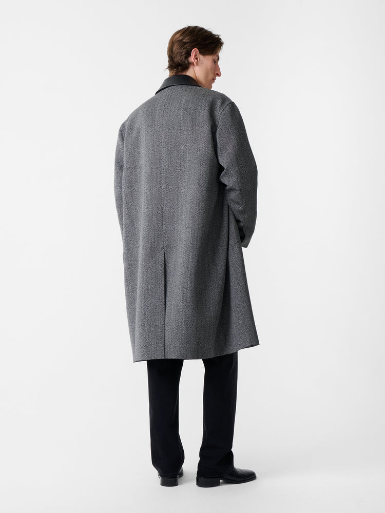 Bryn Coat in Black / White