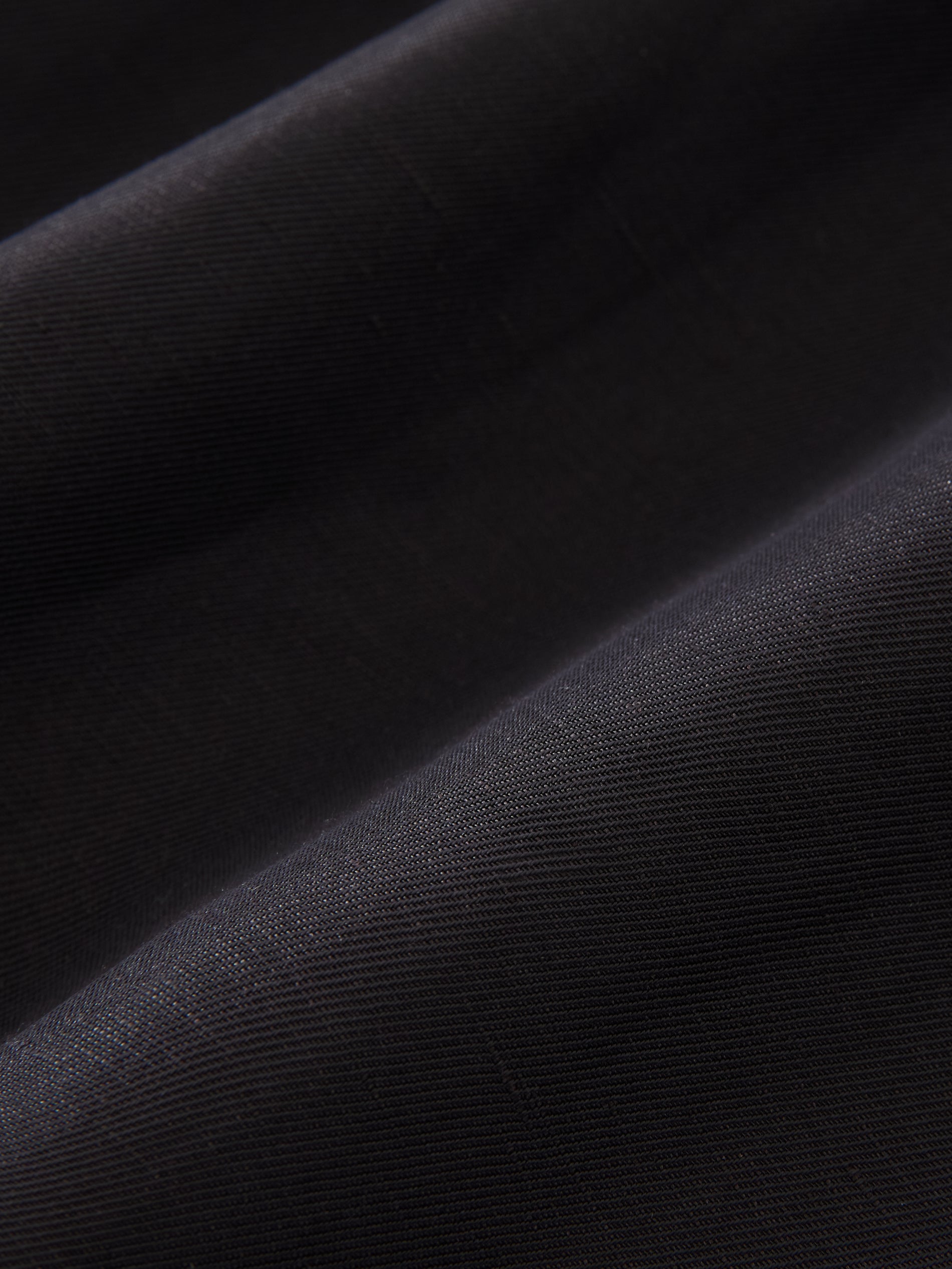 Bute Linen Top in Darkest Navy