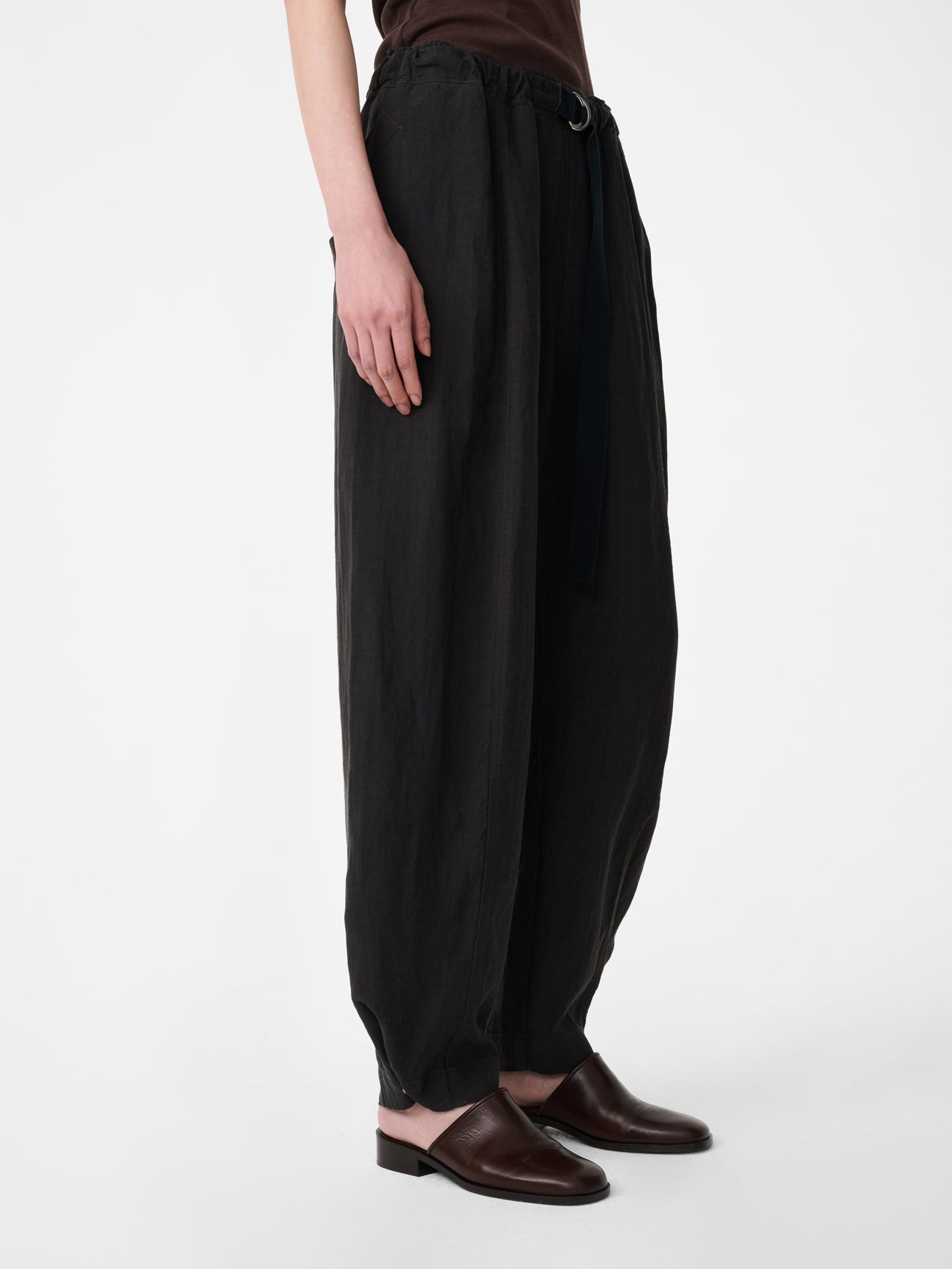 Calvo Belted Pant in Ore
