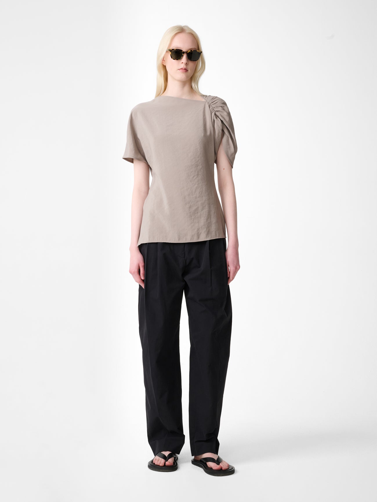Carpi Top in Taupe