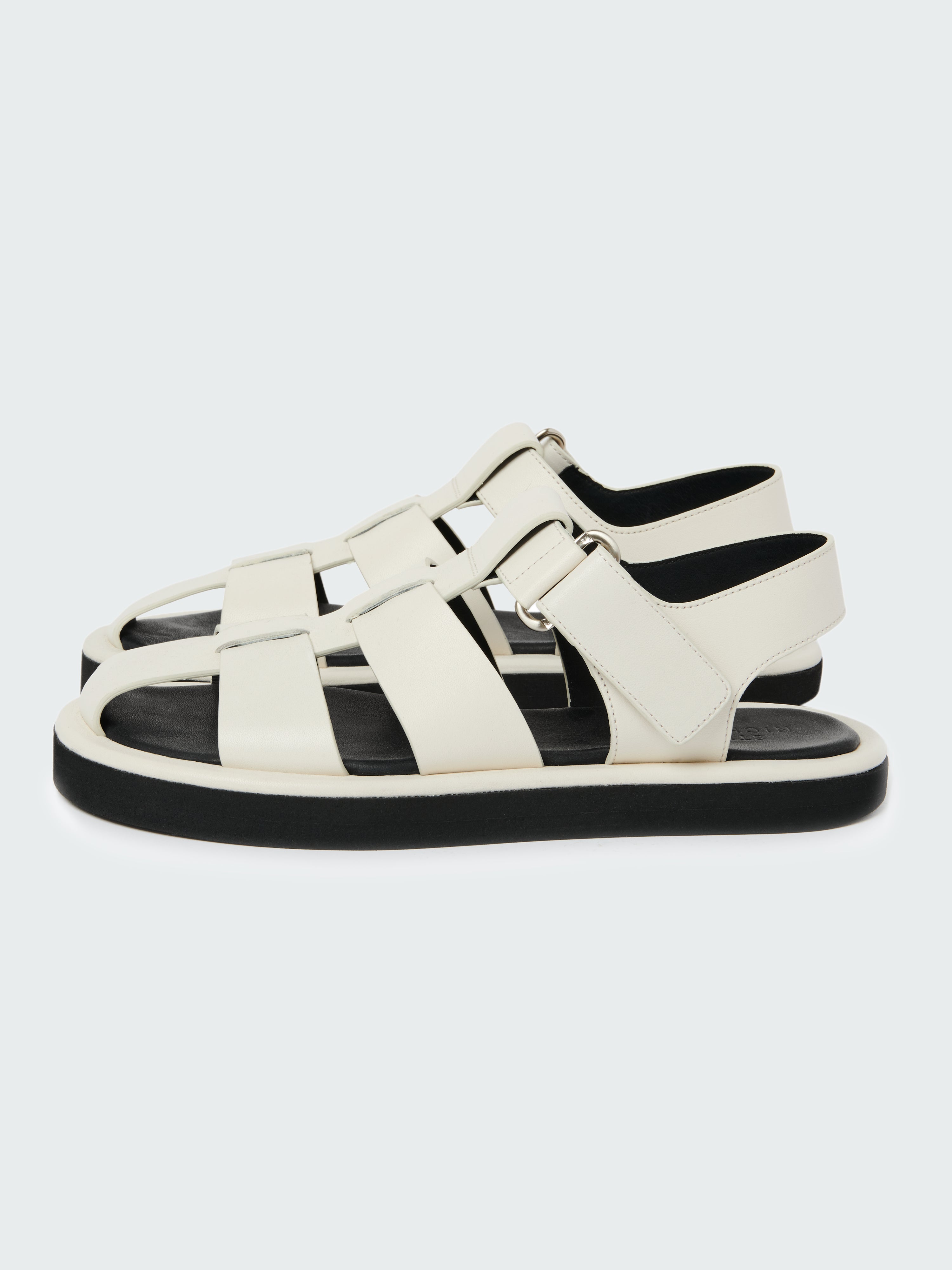 【STUDIO NICHOLSON】Cassius Fisherman Sandal/全国送料込み Cassius Shoe in Parchment | Fishermans Sandal | Studio Nicholson