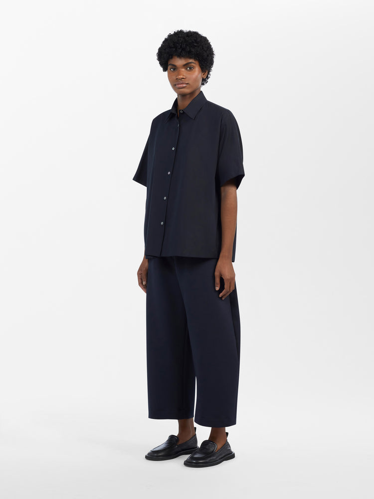 Chalco Viscose Pant in Darkest Navy
