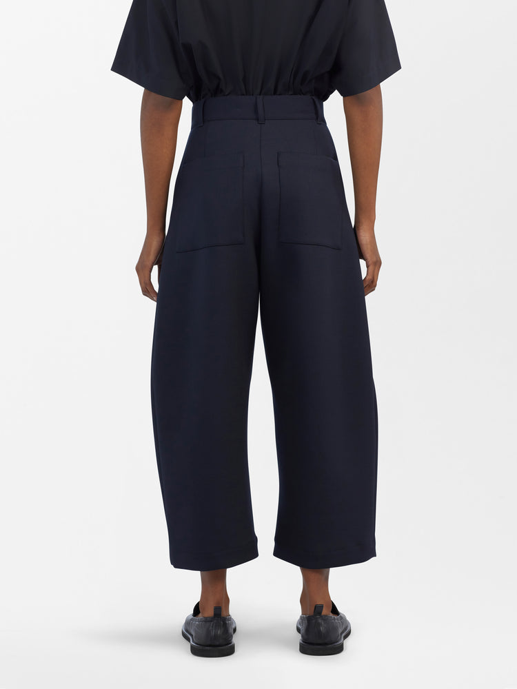 Chalco Viscose Pant in Darkest Navy
