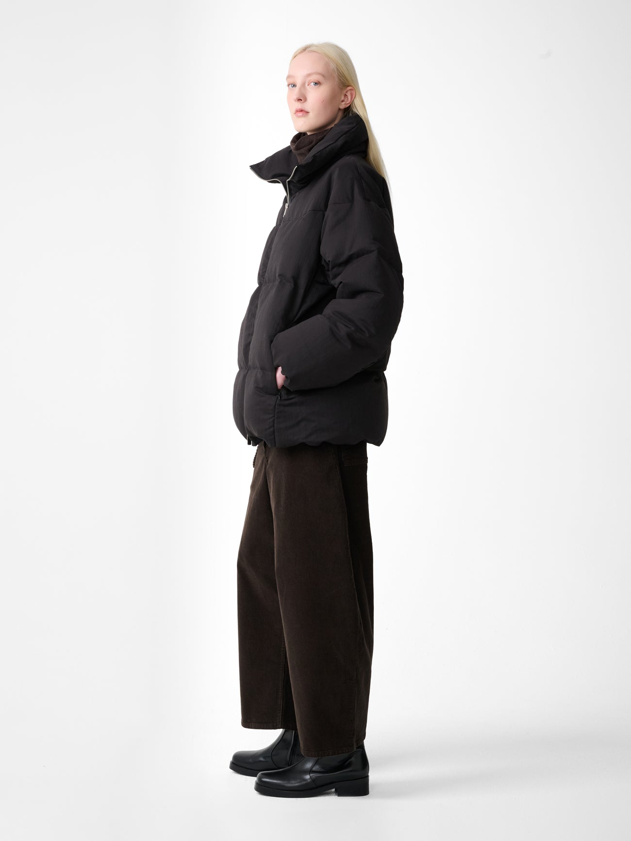 Chalco Corduroy Wide Leg Pant in Coffee