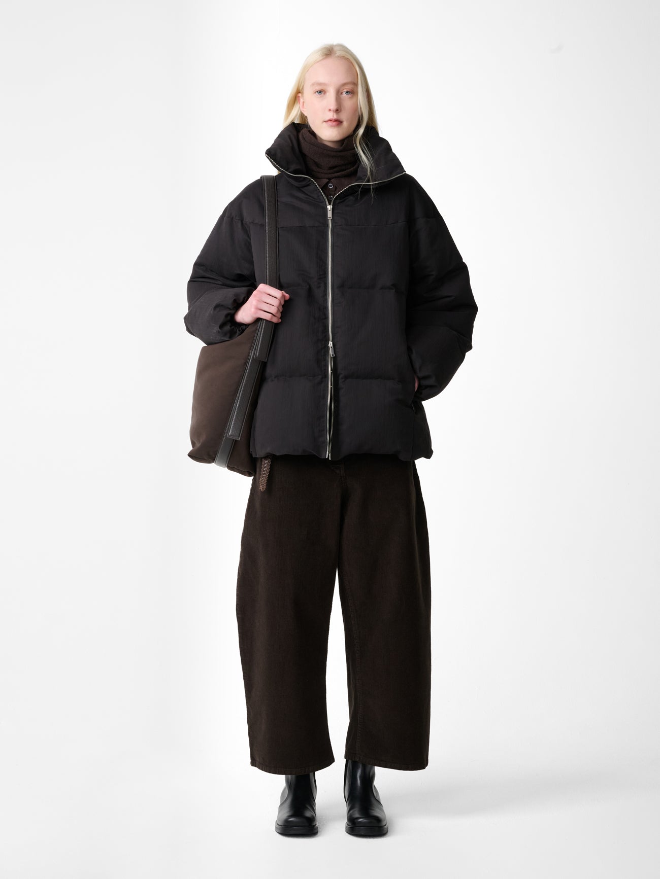 Chalco Corduroy Wide Leg Pant in Coffee