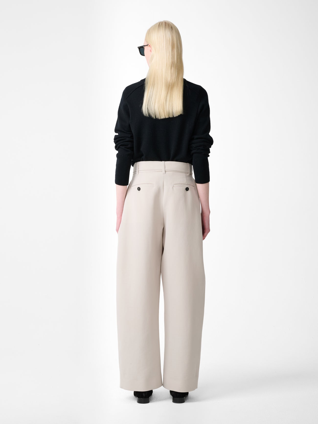 Chatto Wool Belted Pant in Putty