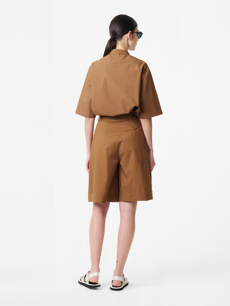 Cito Short in Almond