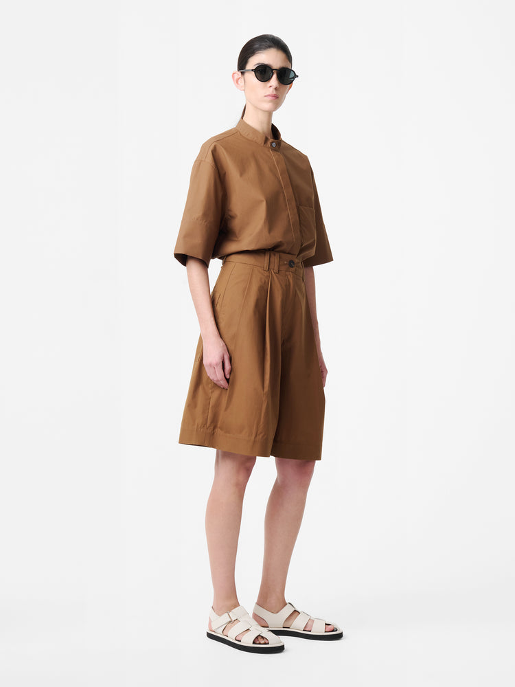 Cito Short in Almond