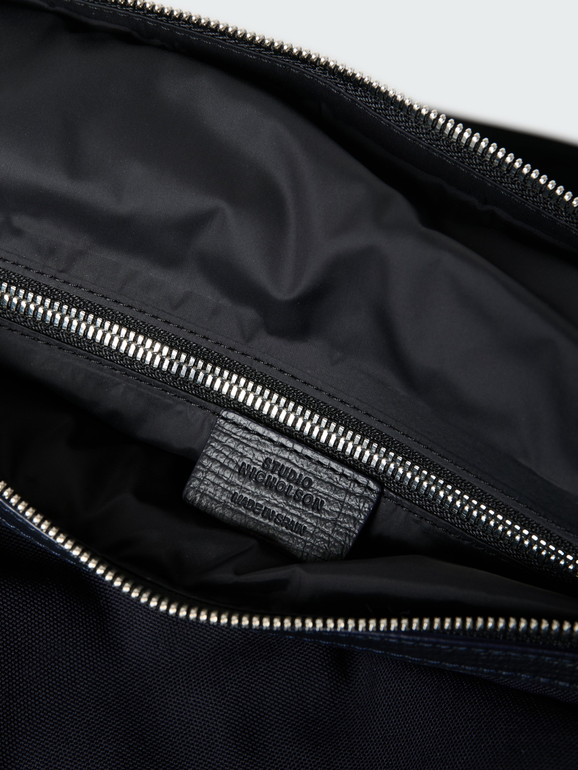 Club Tote Bag in Darkest Navy