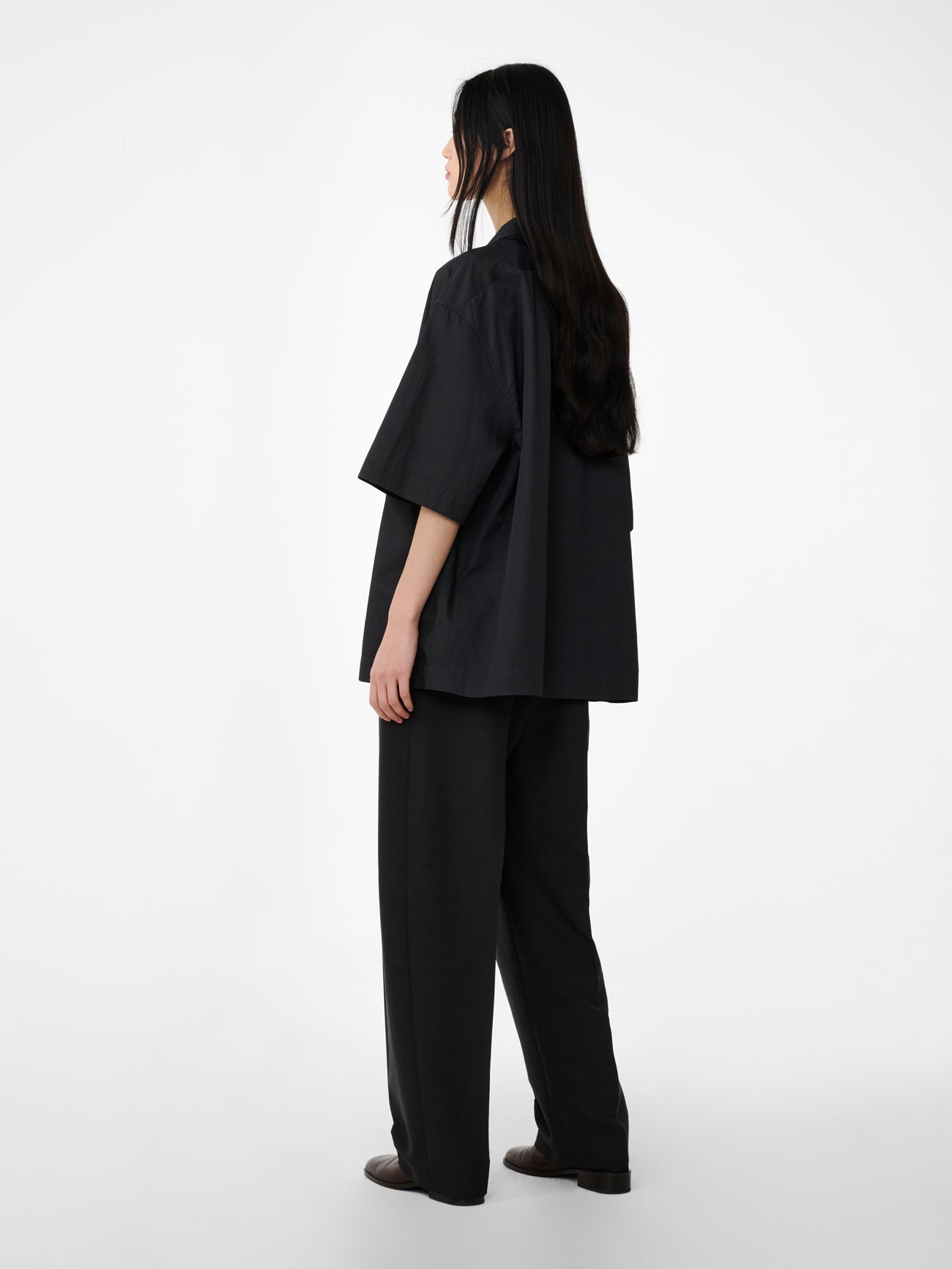 Delos Short Sleeve Viscose Shirt in Coal