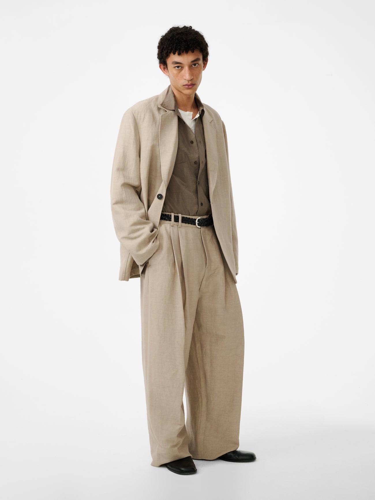 Denison Linen Jacket in Sand