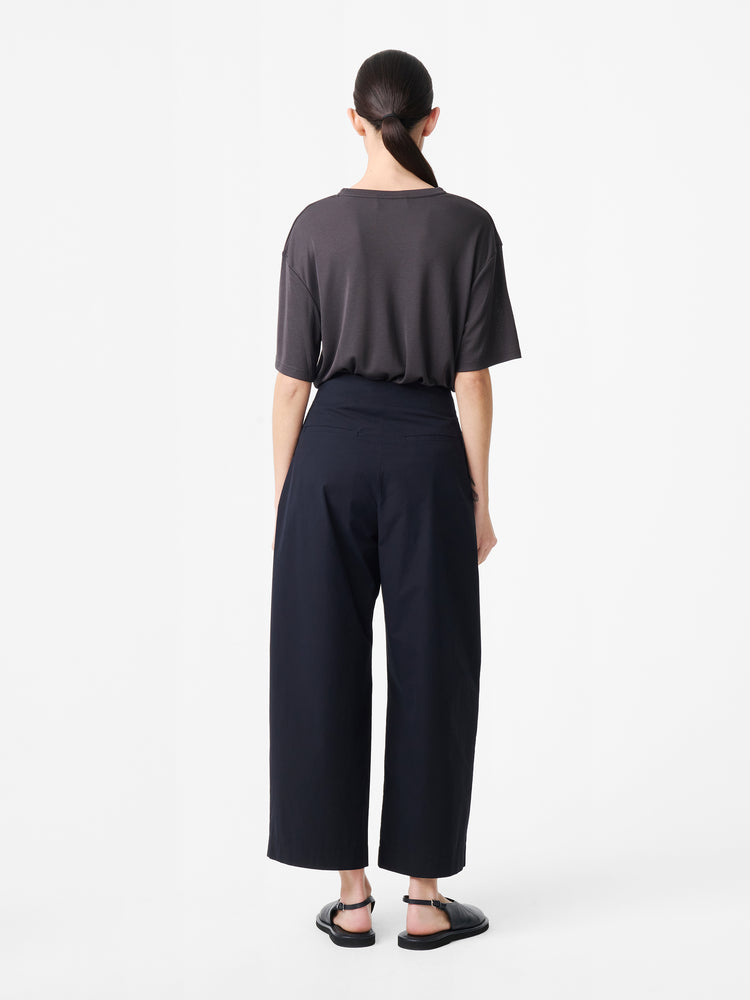 Dordoni Pant in Darkest Navy