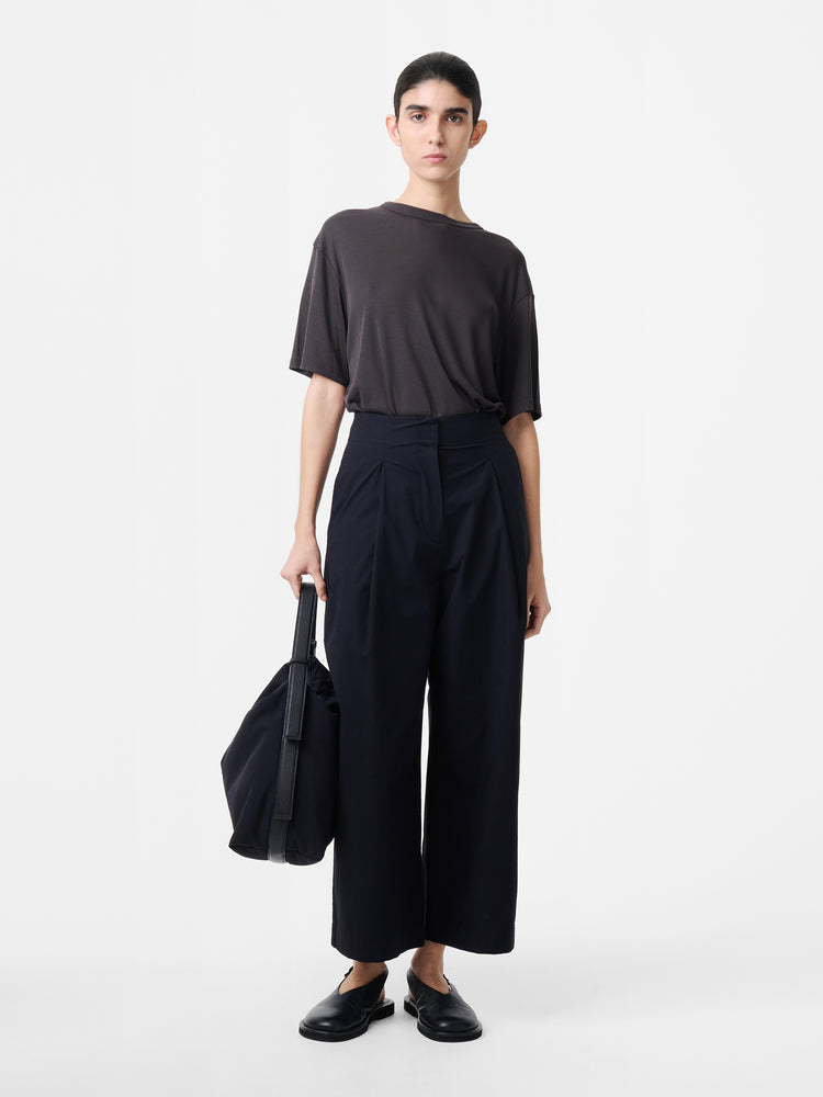 Dordoni Pant in Darkest Navy