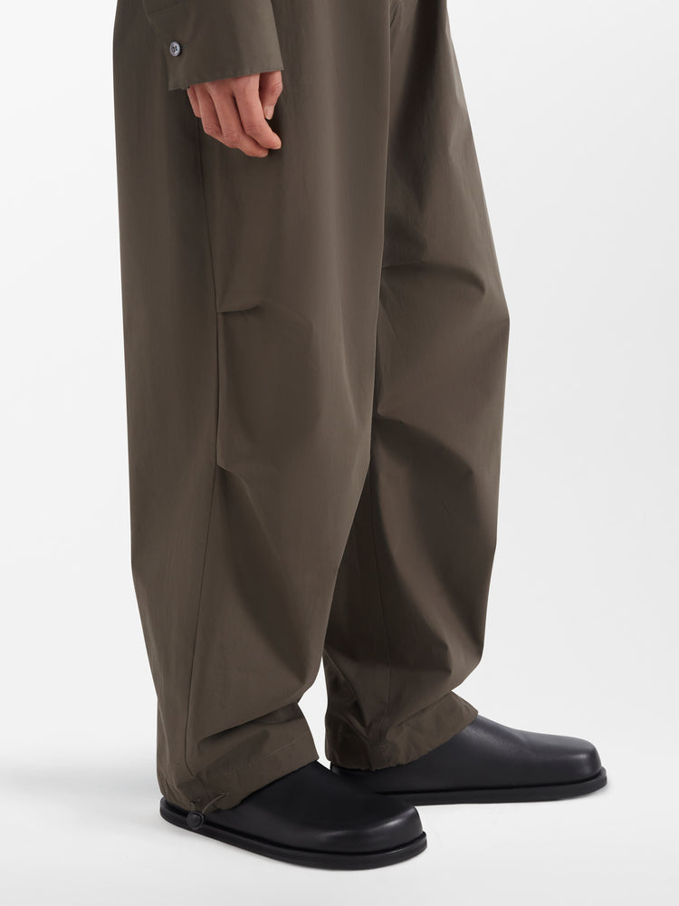 Drift Pant in Black Olive