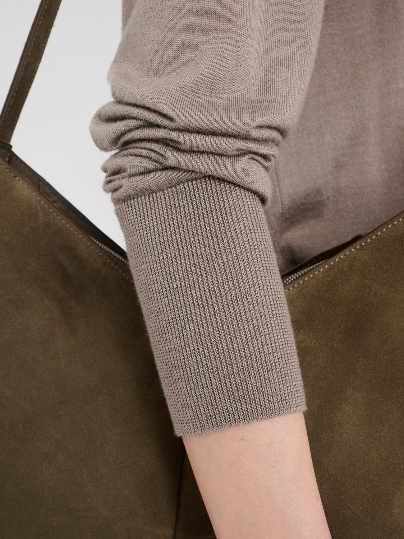 Eide Knit in Taupe