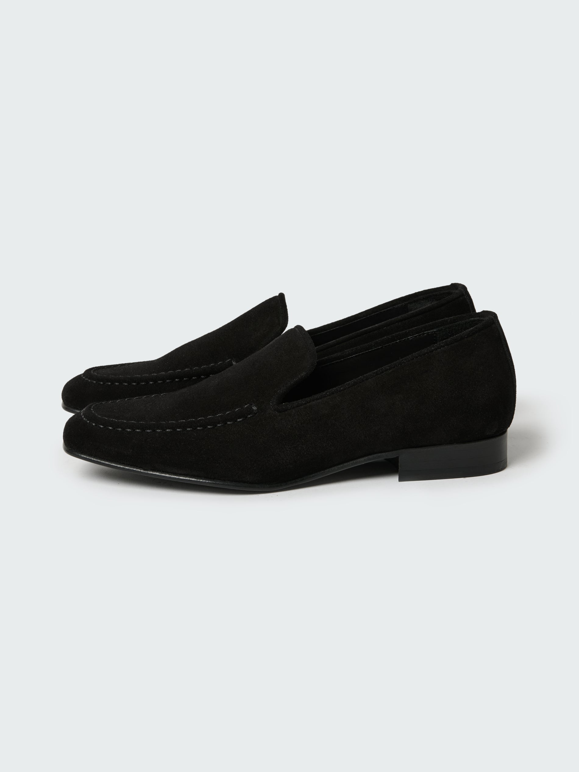 Elkann Suede Loafer in Black