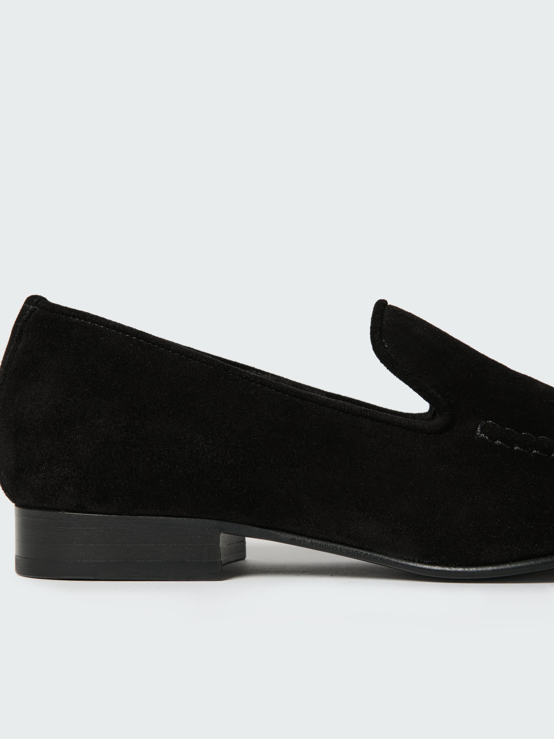 Elkann Suede Loafer in Black