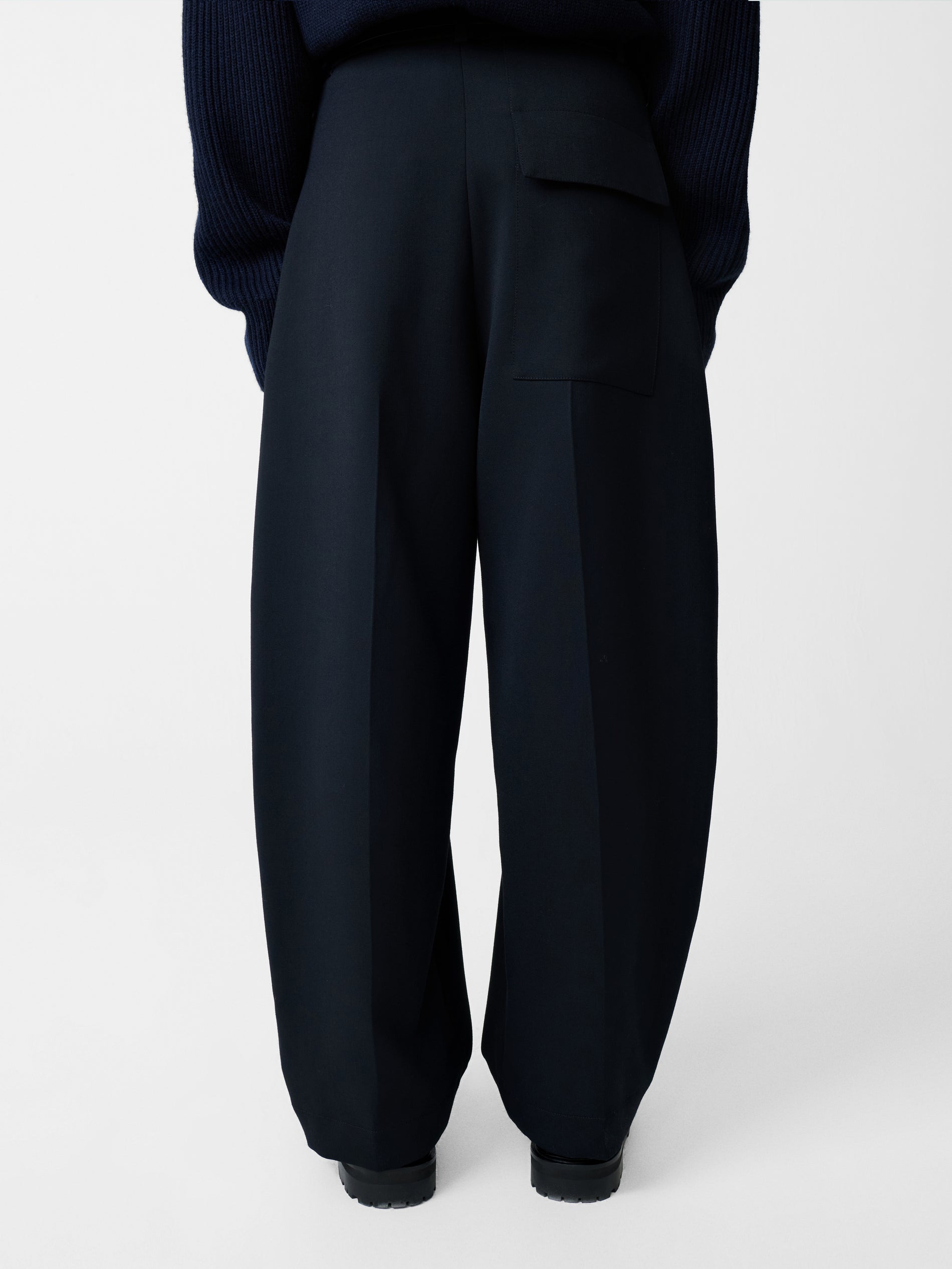 Ellis Pant in Darkest Navy - Studio Nicholson