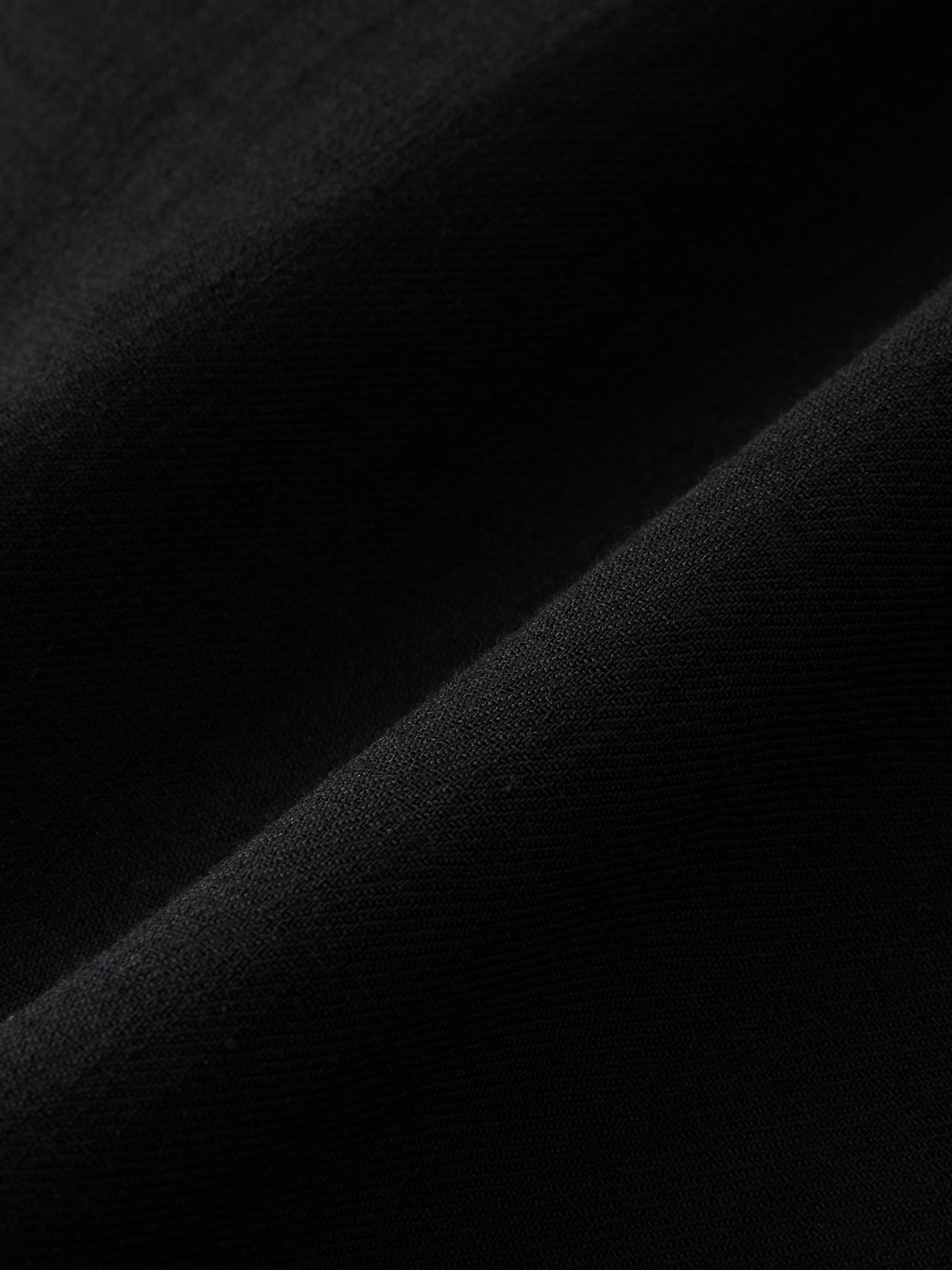 Eorsa Twill Top in Black