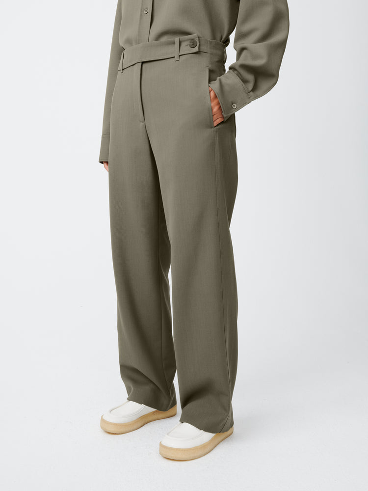 Eyasi Pant in Reed