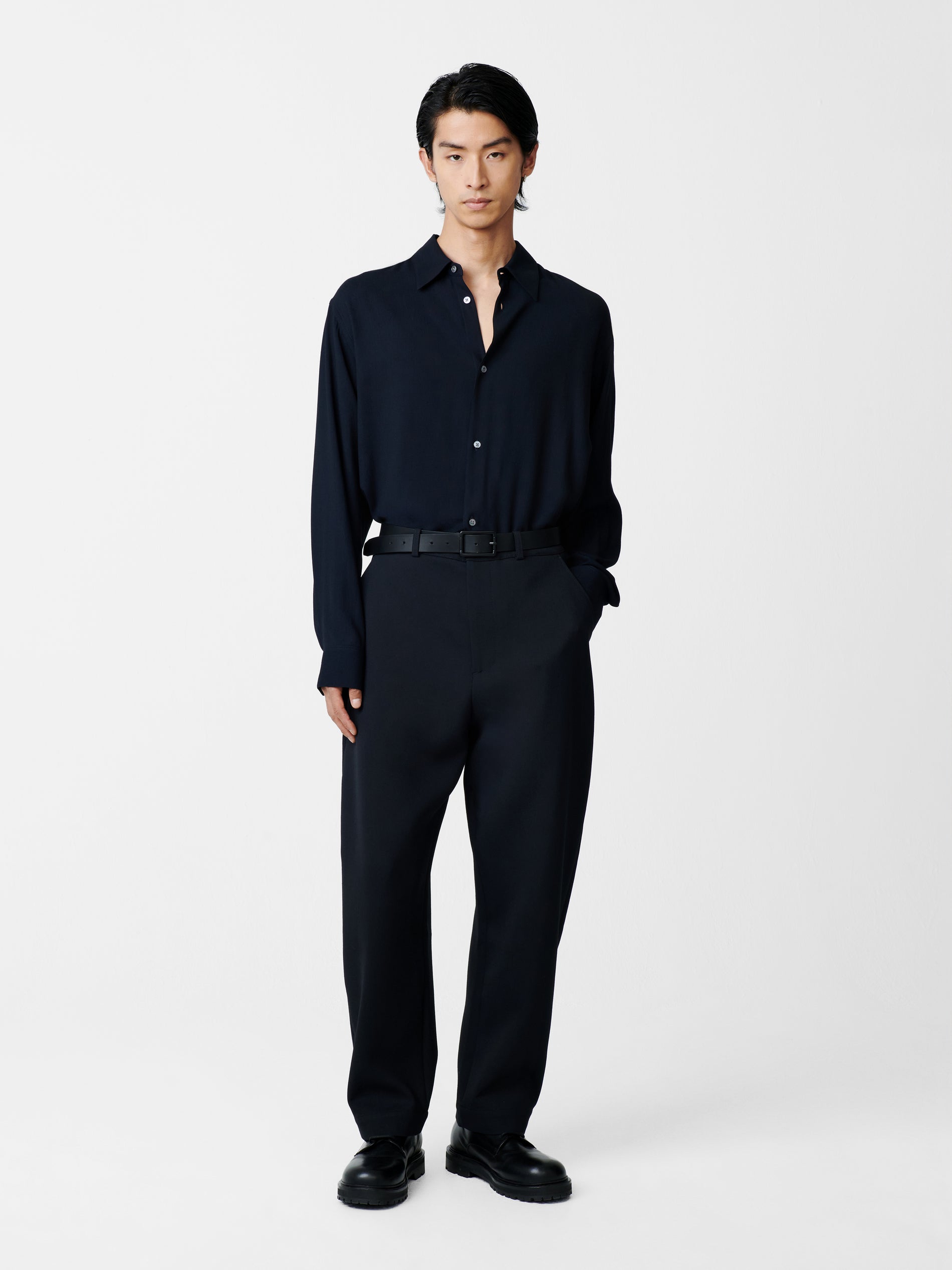 Ezra Pant in Darkest Navy - Studio Nicholson