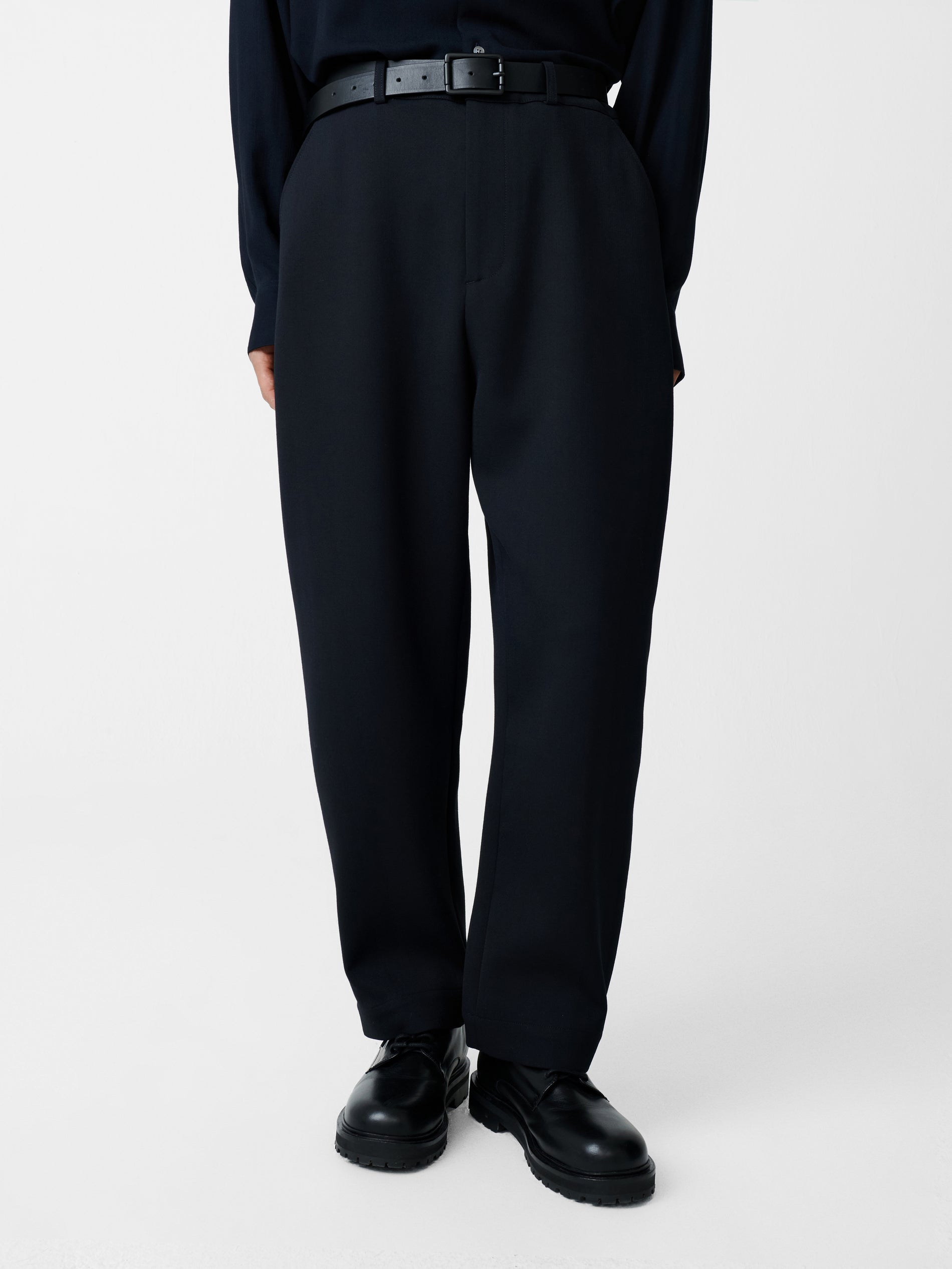 Ezra Pant in Darkest Navy - Studio Nicholson