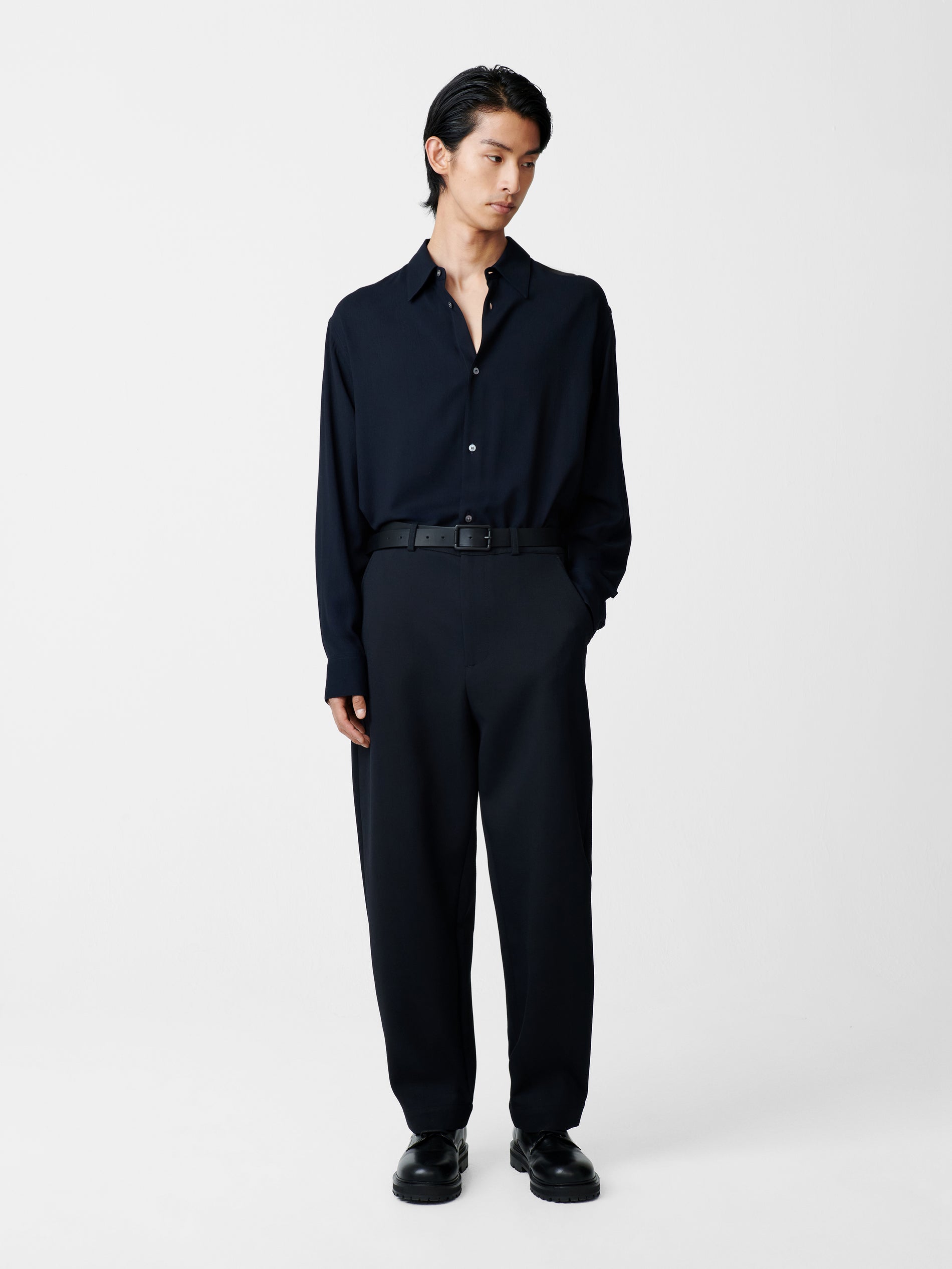 Ezra Pant in Darkest Navy - Studio Nicholson