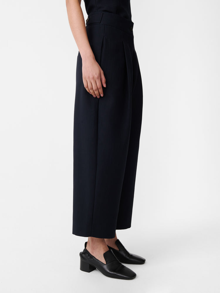 Fellini Pant in Darkest Navy